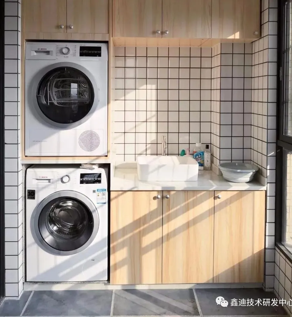 當陽臺遇上定制櫥柜，全屋定制讓小空間也有大作為！